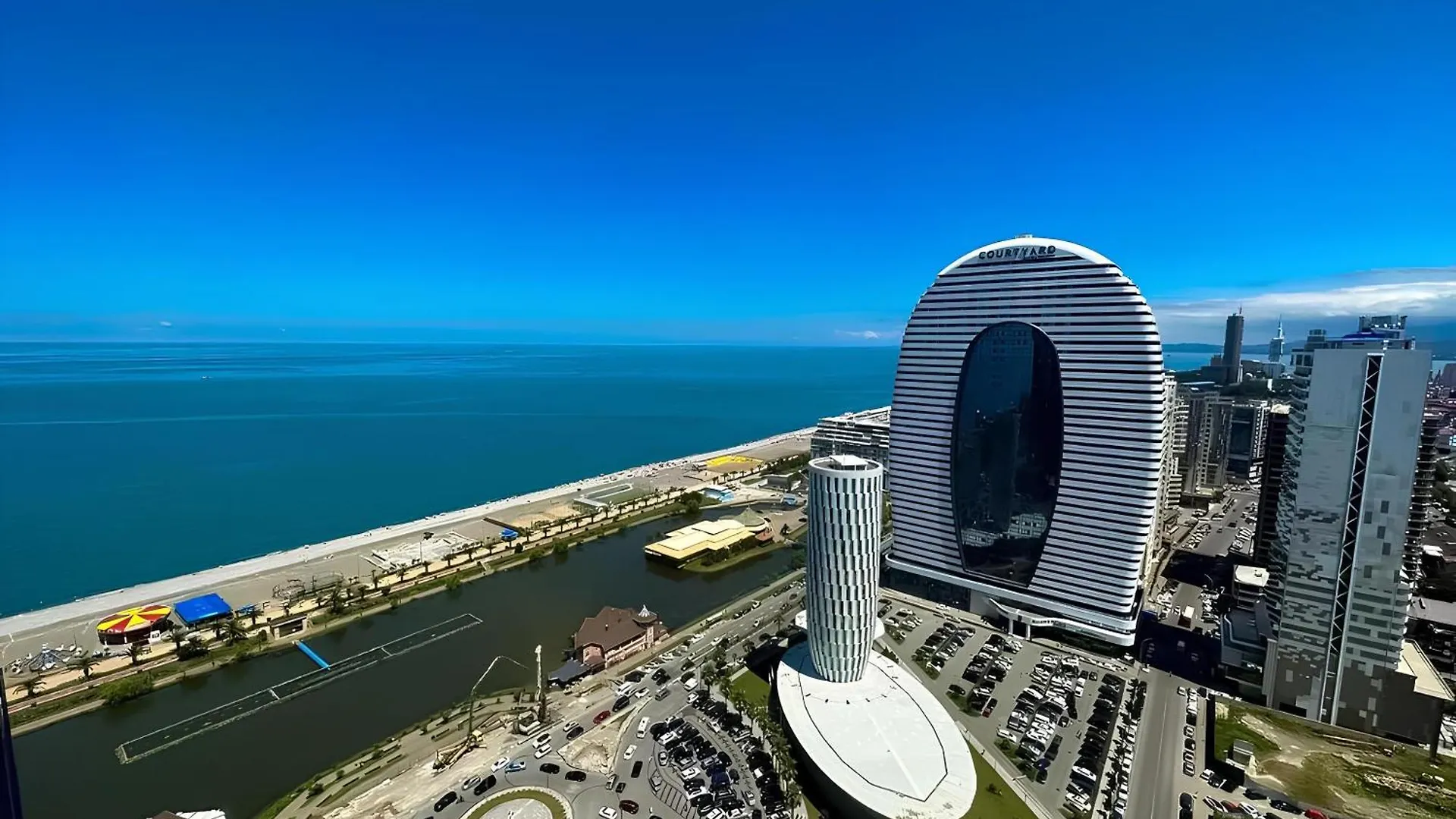 Batumi Orbi City Aparthotel 0*,
