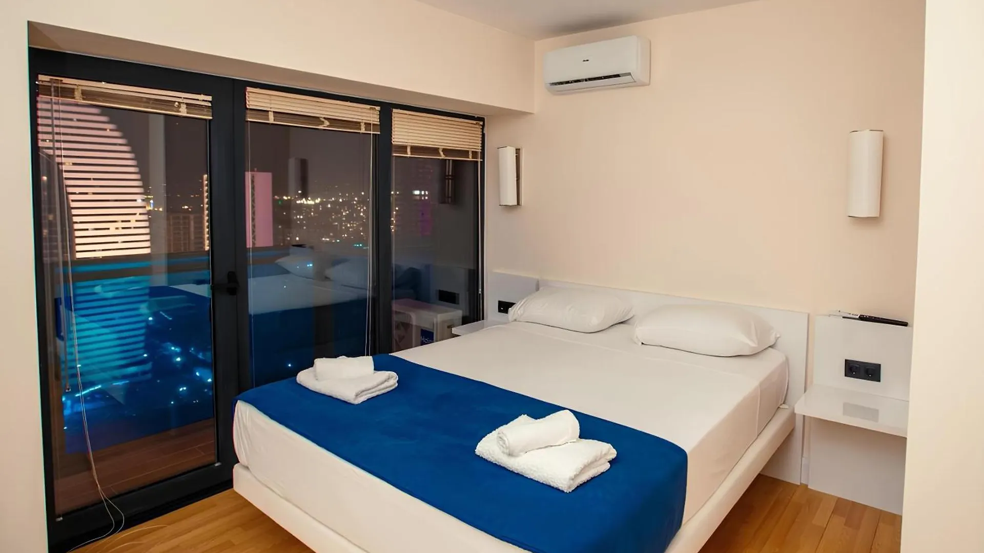 Batumi Orbi City Aparthotel 0*,